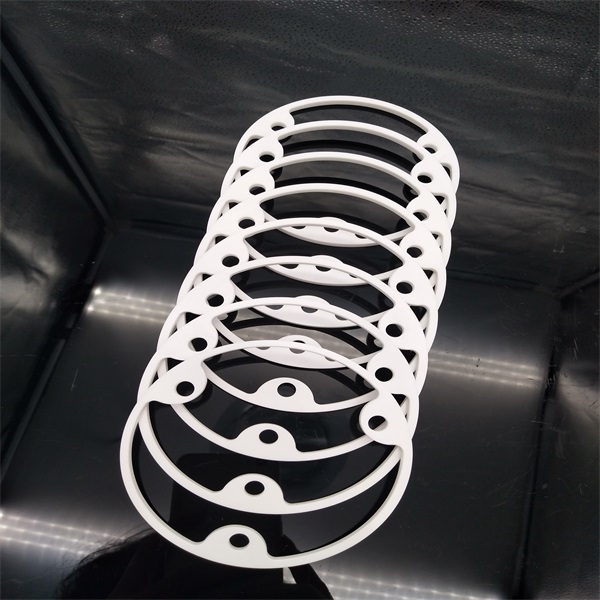 氧化鋯陶瓷燒結(jié)溫度和什么因素有關(guān)？